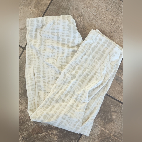 Old Navy Woman's Capri Elastic Waist Size L - Picture 1 of 4